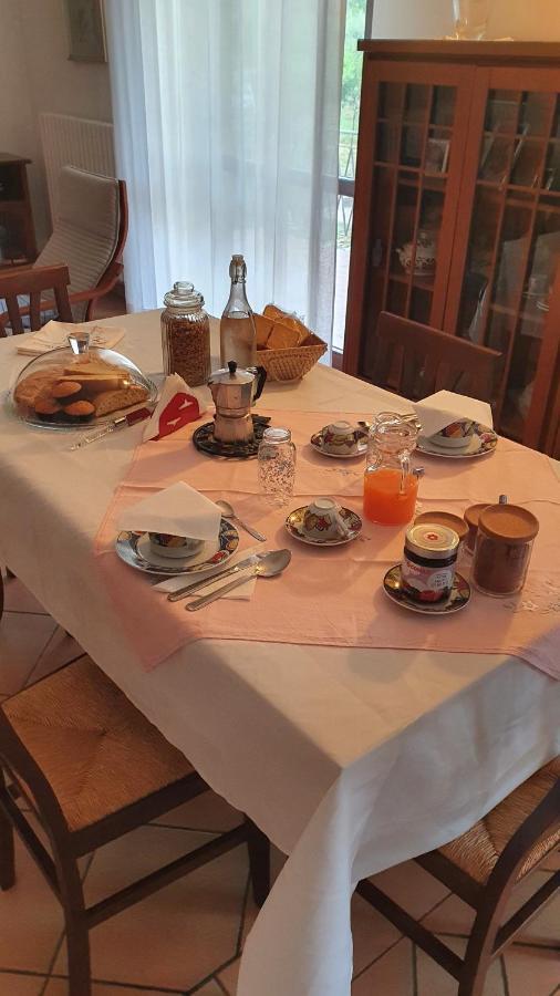 Casa Ciuffina Bed & Breakfast Civitella Casanova Dış mekan fotoğraf